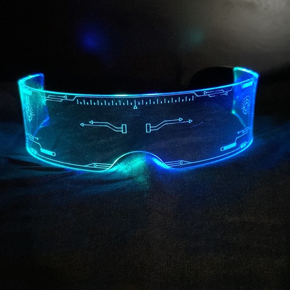 LED color changing translucent glasses with sturdy plastic material. One size. - Picture 4 of 16